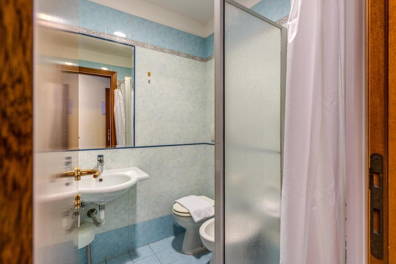 Baltik Guesthouse Rome Exterior photo